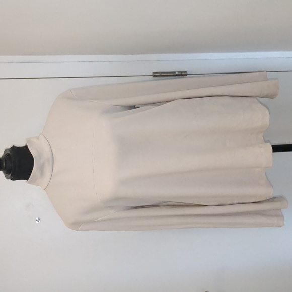 MaxMara Tops - MaxMara "Ethel" cotton blend turtleneck Sz L